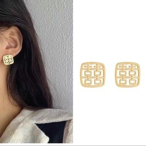Gold Colored Chinese Letter Happiness Earrings
